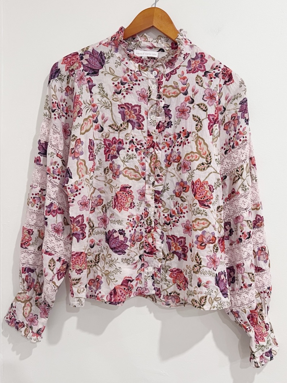 EUC House of Harlow 1960 Cream Pink Multi Floral Ruffle Button-Front Boho Blouse